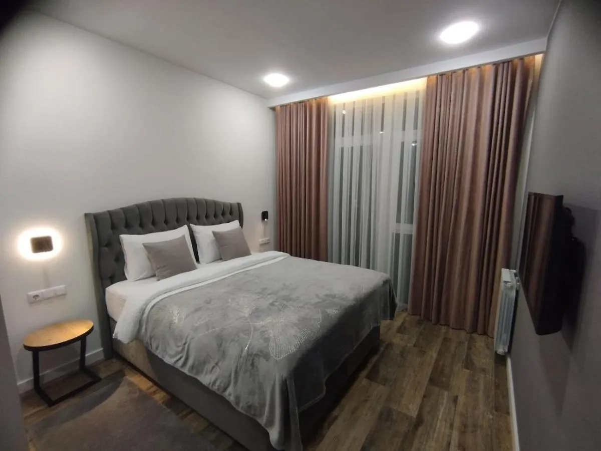 Stylish Apart With Swimming Pool Batumi Apartment