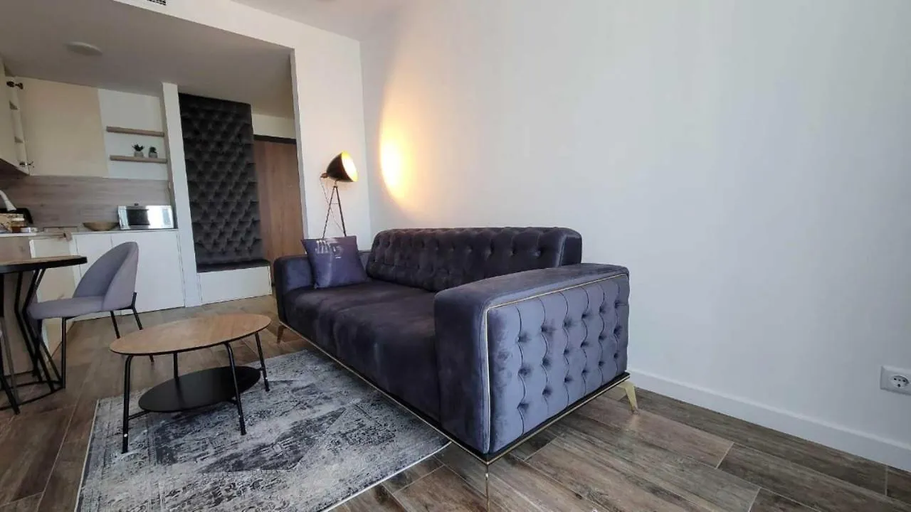 Stylish Apart With Swimming Pool Batumi 0*,